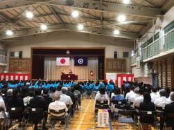 町田市立南大谷小学校創立50周年記念式典の写真
