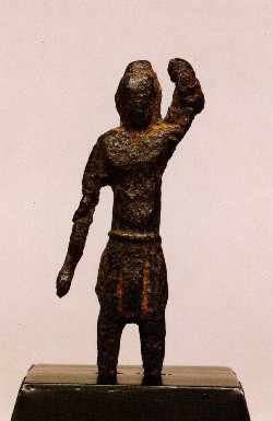 誕生釈迦仏立像写真
