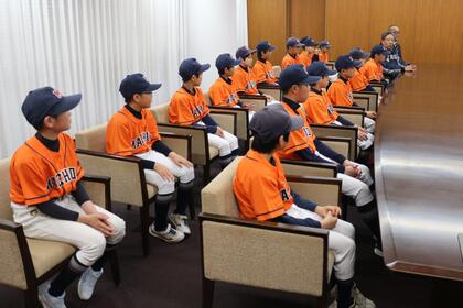 町田玉川学園少年野球クラブの選手たち