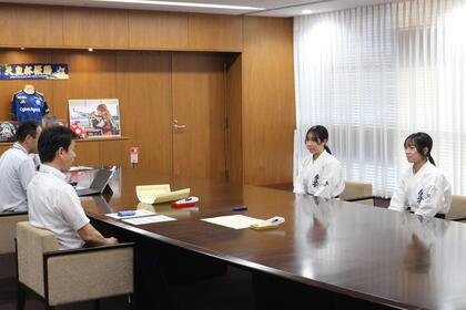 表敬訪問