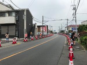 レース開催に伴う町田街道の交通規制の様子