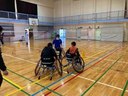 競技用車いす体験の様子