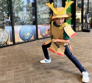 こども甲冑ワークショップのイメージ写真です。