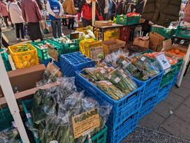 野菜販売の様子