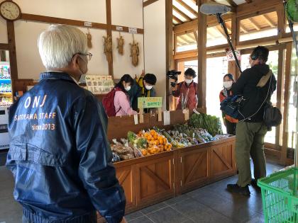 交流館撮影の様子の写真