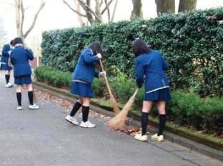 本町田中学校のボランティア清掃活動の画像