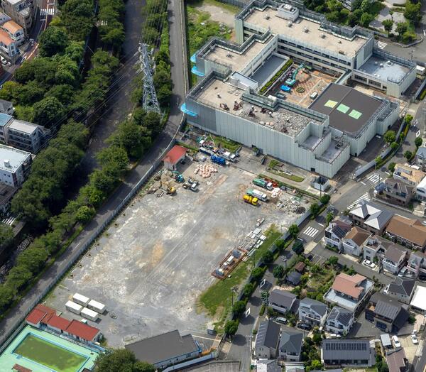 2025年7月の成瀬小学校航空写真