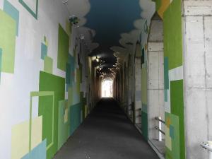 壁画完成後の小山田隧道（東側）