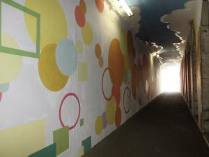 小山田隧道トンネル内東側壁面の壁画