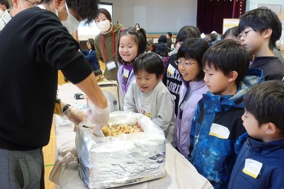防災食づくりの様子の画像