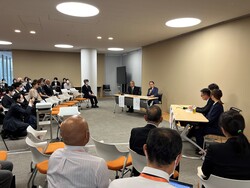 医療・介護・福祉研究大会アクティブ福祉in町田　市長懇談会の写真