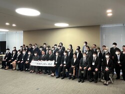 町田市介護職員等合同入職式の写真